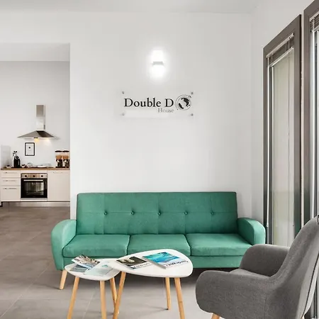 Couette-café Double D House