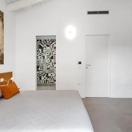 Bed & Breakfast Double D House *