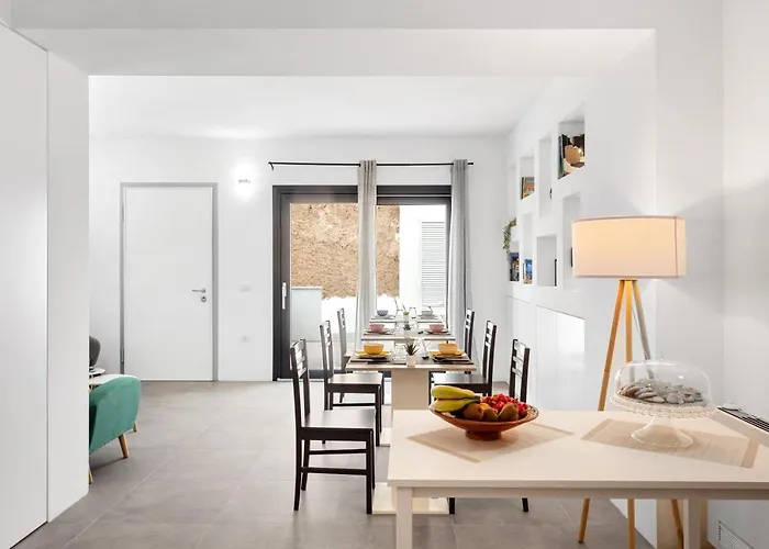 Double D House 4* Olbia