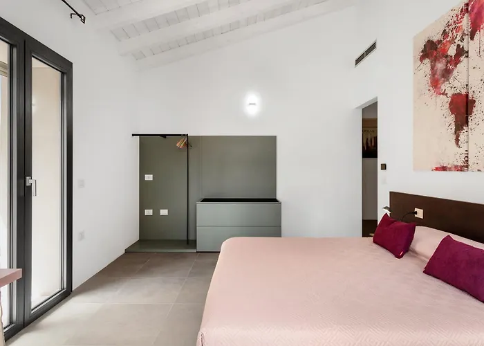 Double D House ベッド・アンド・ブレックファスト オルビア